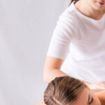 Therapeutic Massage Can Relieve Upper Extremity Pain